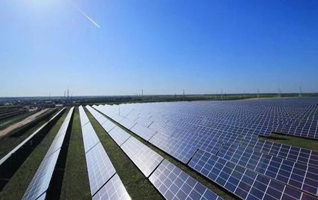 صيني PV صناعة موجز: المزيد من الزجاج ، وحدة إنتاجية و 400 ميجاوات حديقة شمسية